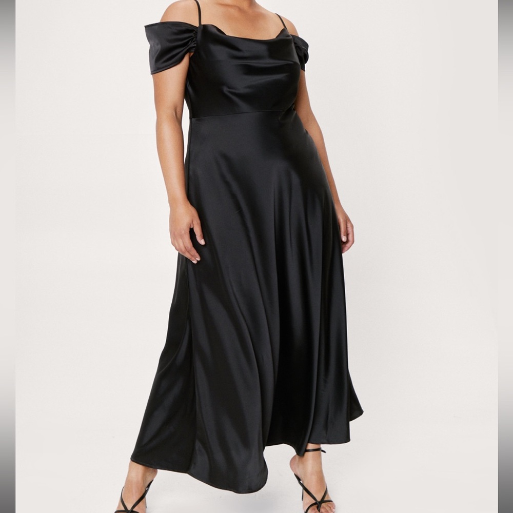 Plus Size Cowl Cold Shoulder Maxi Dress